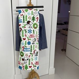 SALE! Peanuts Snoopy & Woodstock White/Green/Blue Christmas Plush Throw Blanket